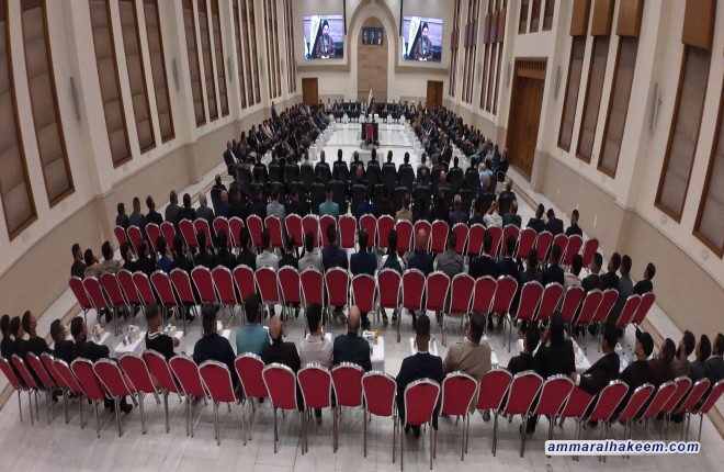 السيد الحكيم يلتقي قيادات الحكمة في الفرات الأوسط ويؤكد على أهمية العمل الميداني وصناعة القيادات وخدمة المواطنين