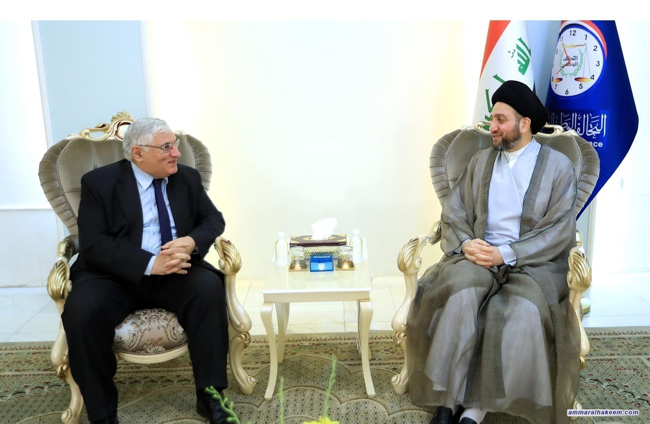 السيد عمار الحكيم يشدد على من يشترك في الحكومة تحمل مسؤوليتها وعدم التحول للمعارضة 