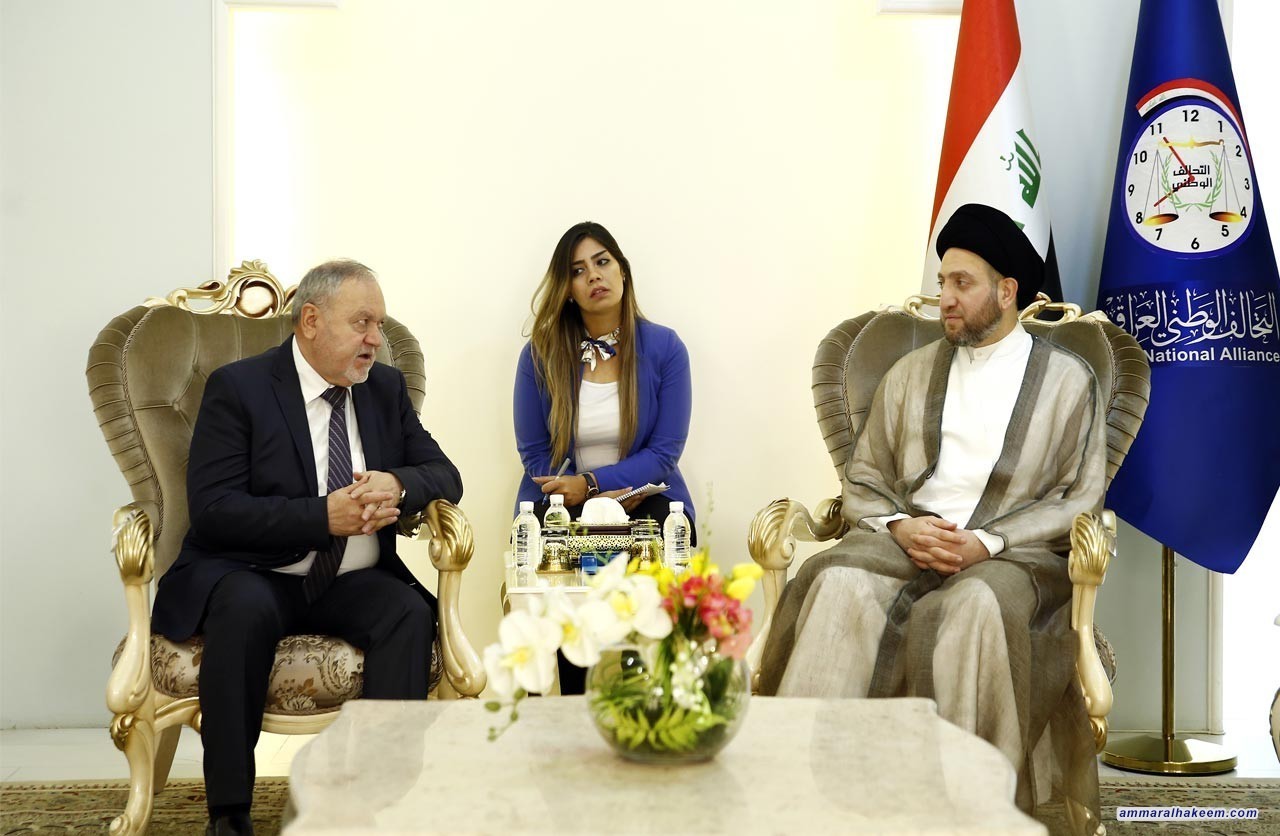 السيد عمار الحكيم يشدد على ضرورة الاسراع بانجاز عملية العد والفرز 