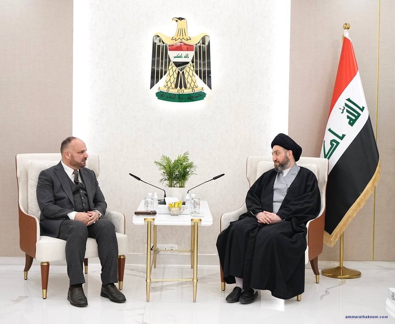 Sayyid Al-Hakeem calls to train education employees to match electronic and information culture