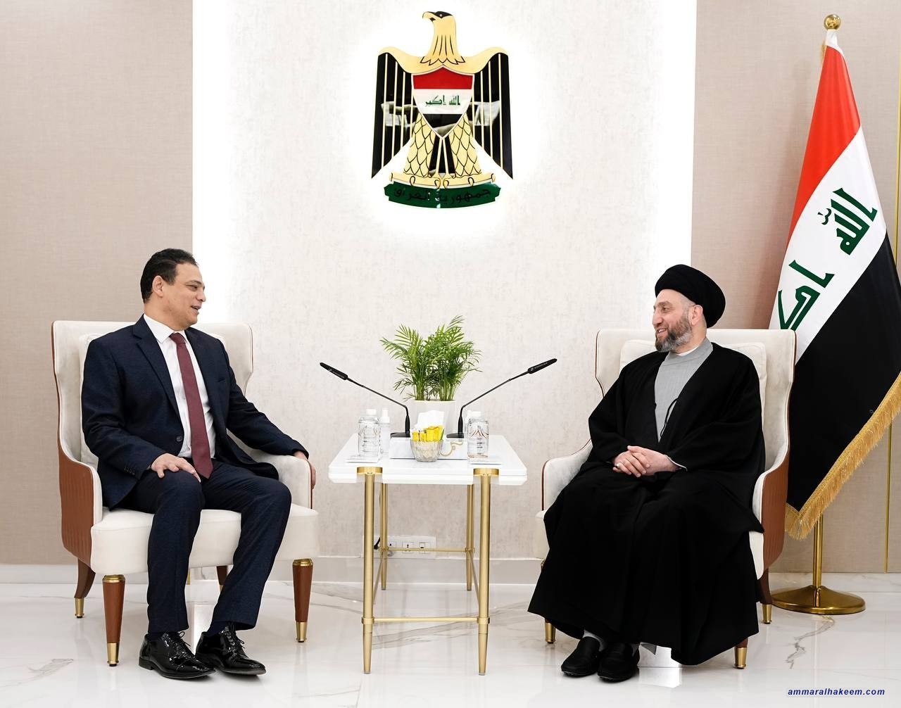 سەماحەتی حەكیم  عێراق لە ڕووانگەی بەرژەوەندی و پاراستنی سەروەری  بۆ هەمووان كراوەیە