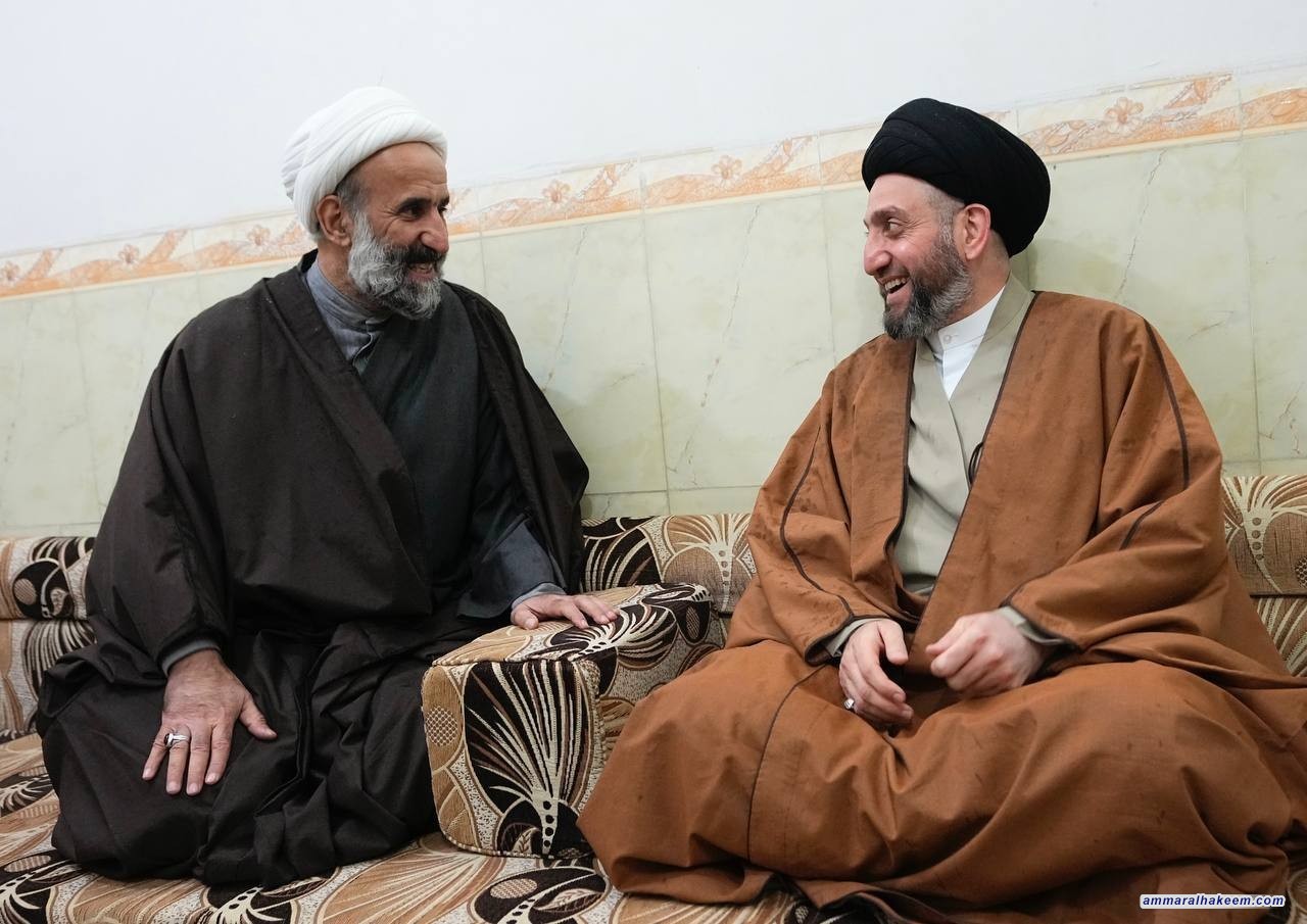 السيد الحكيم يلتقي معتمد المرجعية في محافظة المثنى