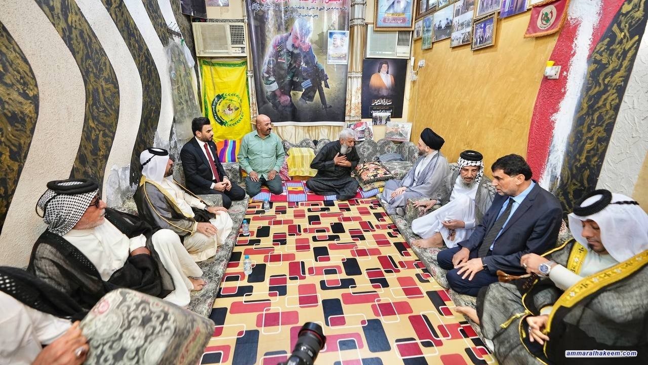 السيد الحكيم يلتقي الجريح جواد رهيف