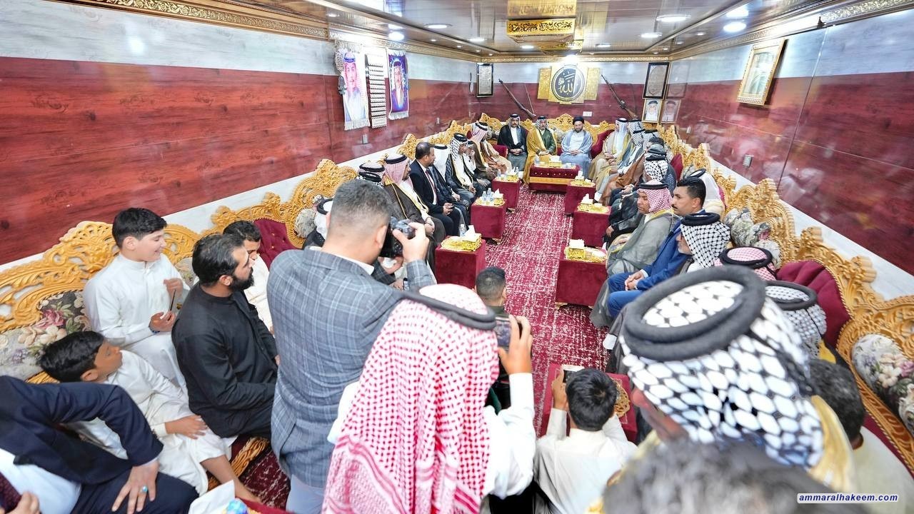 السيد الحكيم يلتقي الشيخ حاتم النصر الله