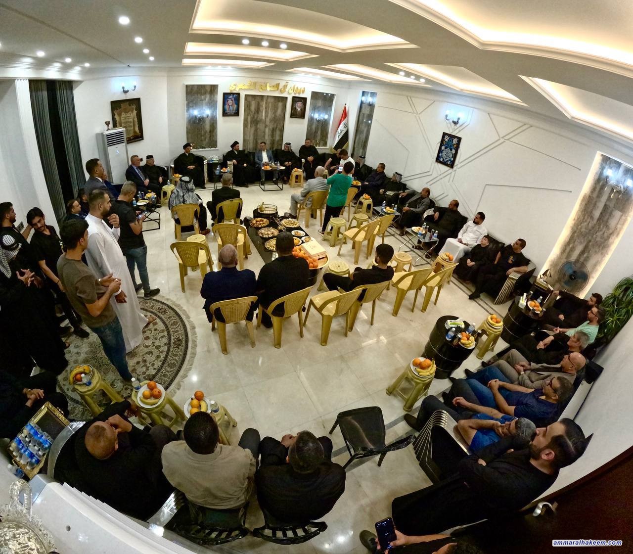 تقرير مصور.. السيد الحكيم يزور عددا من الدواوين العشائرية والمواكب الحسينية في النجف الاشرف