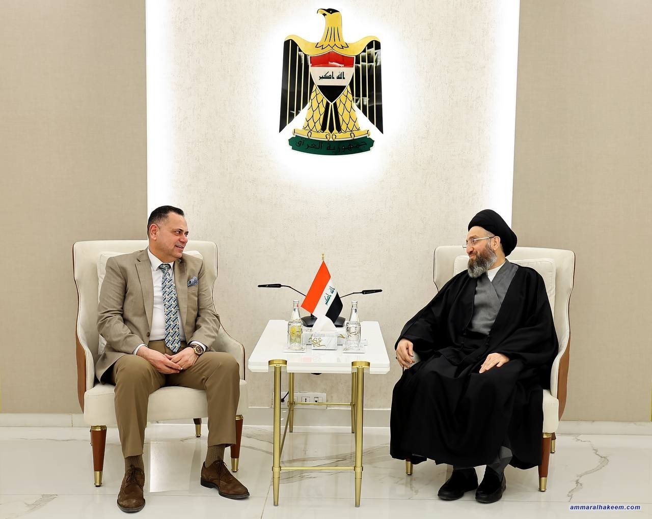 السيد عمار الحكيم يؤكد أهمية منهجية الاعتدال والوسطية في السياسة العراقية