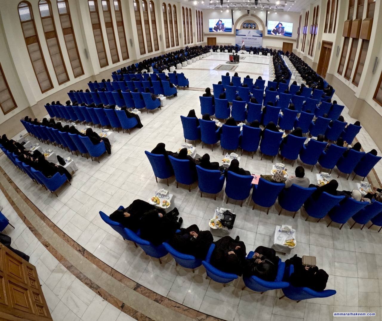 السيد الحكيم يؤكد  ضرورة تنمية الذات من خلال الاطلاع والمعرفة أضافة إلى تحمّل المسؤولية