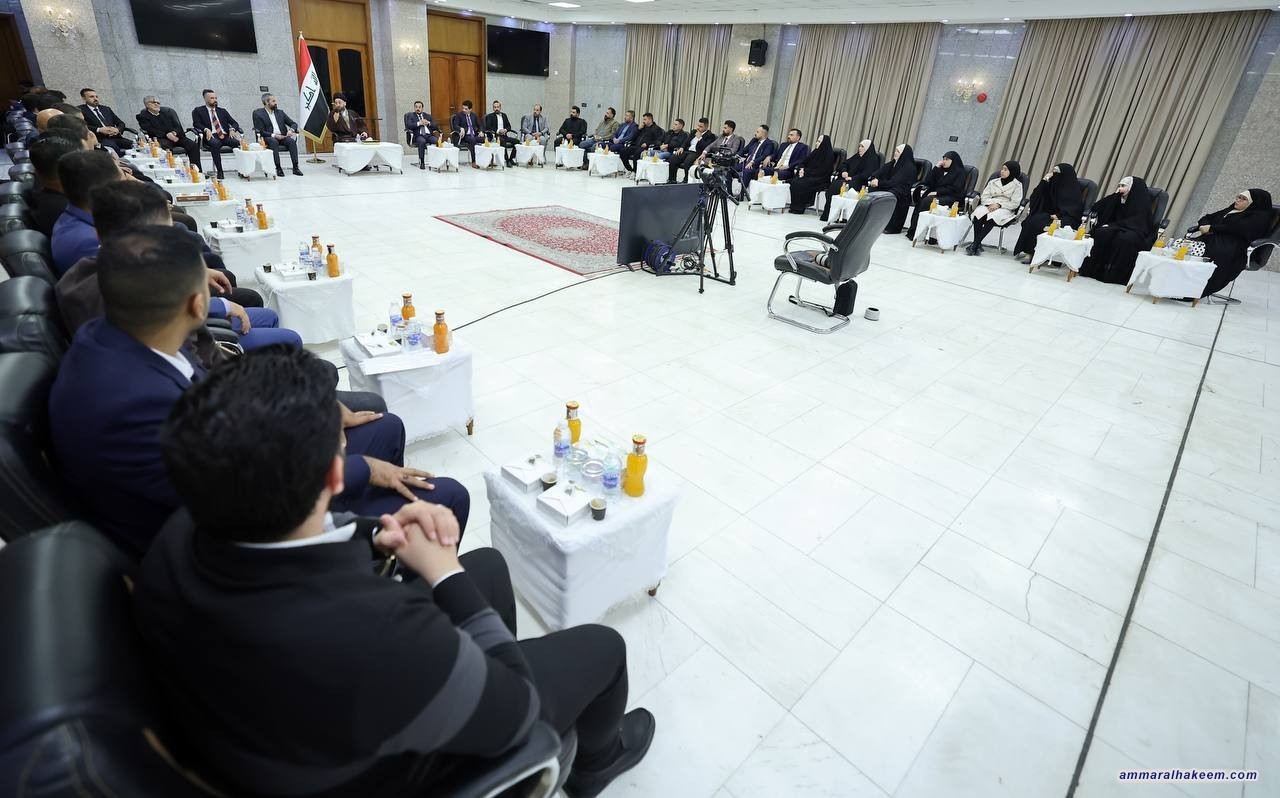 Sayyid Al-Hakeem: Development and Services Are Priorities in the Post-Crisis Phase