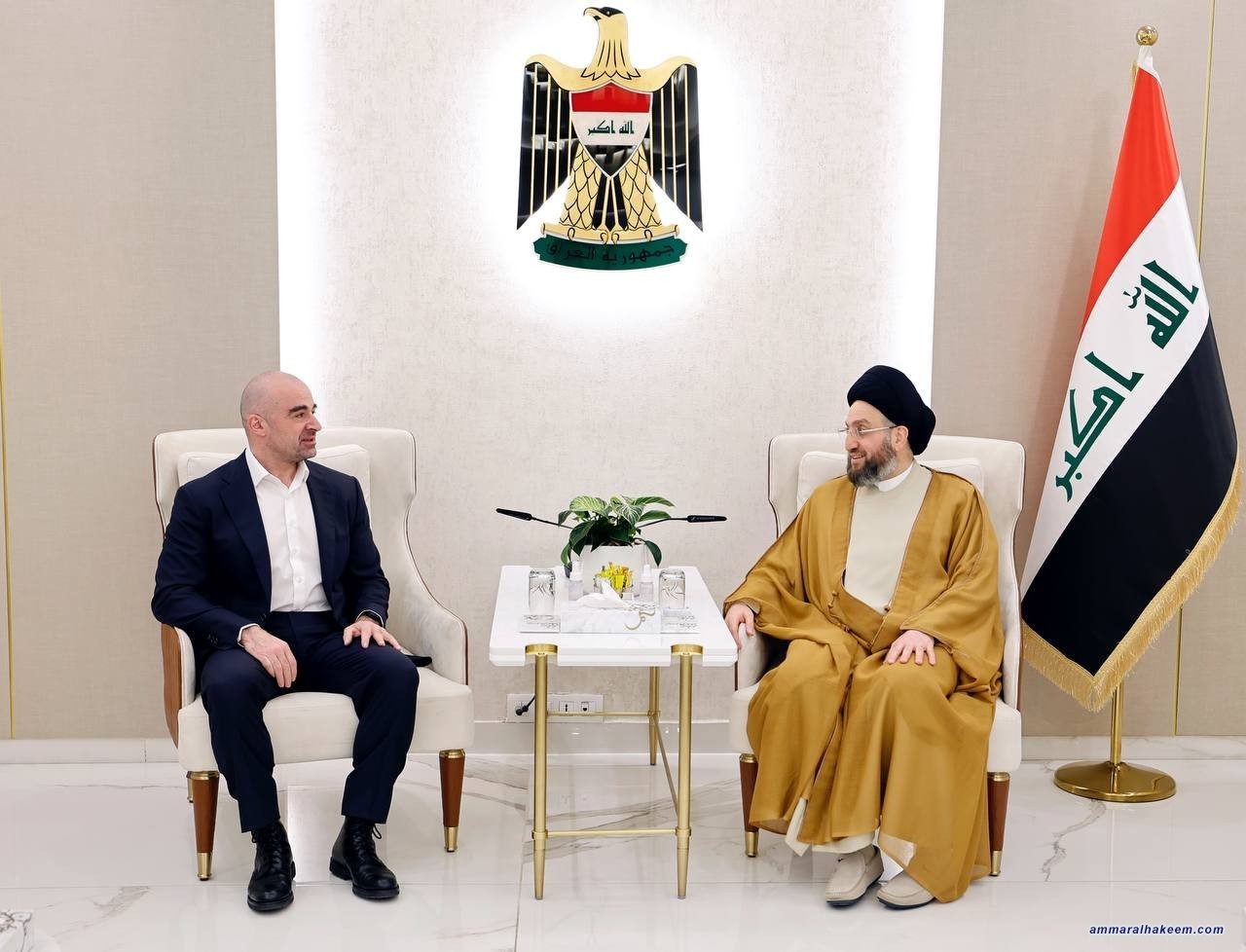 سەماحەتی حەكیم .. كوردستان پێویستی بەهەموو هێزە سیاسییەكانە و سەقامگیری ئەو لەڕیزی سەقامگیری عیراقە