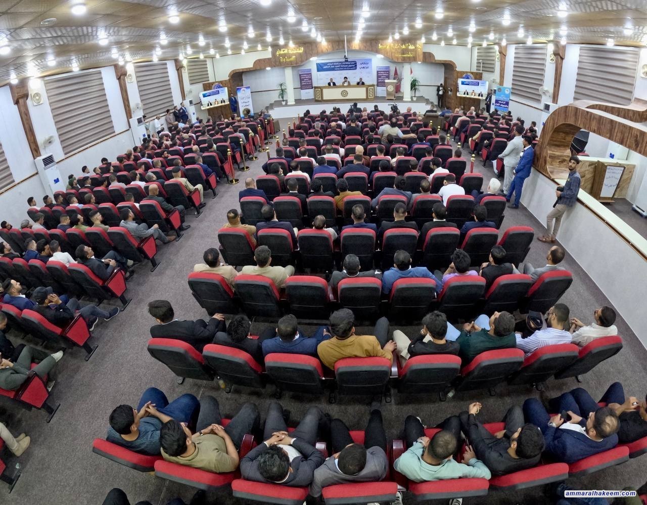 السيد الحكيم ..مبدأ اللامركزية في البلاد دستوري ومنح جهة صلاحيات كاملة وسلبها عن الآخرين لا يحقق العدالة الاجتماعية