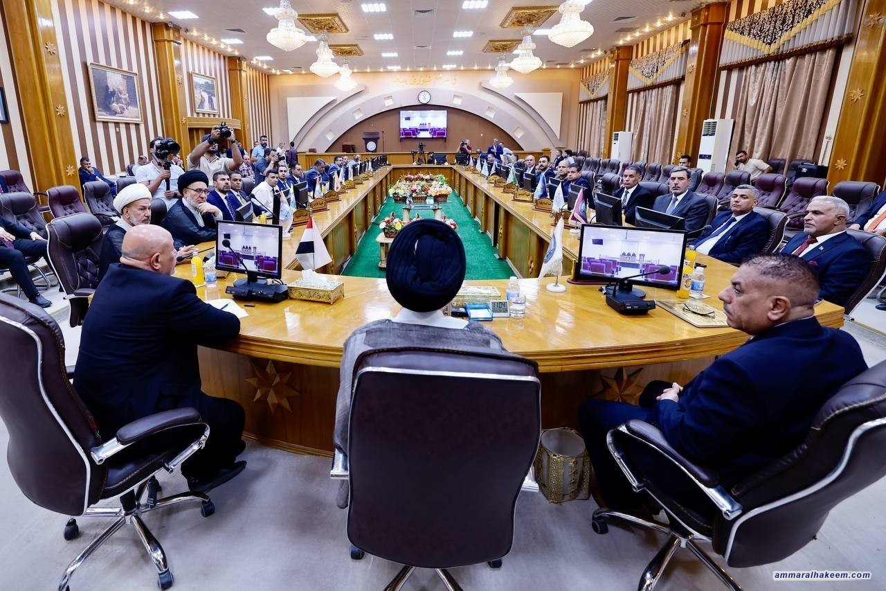 سەماحەتی حەكیم .. دووپاتی دەكاتەوە كە پێویستە پاڵپشتی فیكری لە حكومەتی نێوخۆیی دیوانییە لە زانكۆی قادسییە و كادیرانی و توێژەرەوەكانی بكرێت.