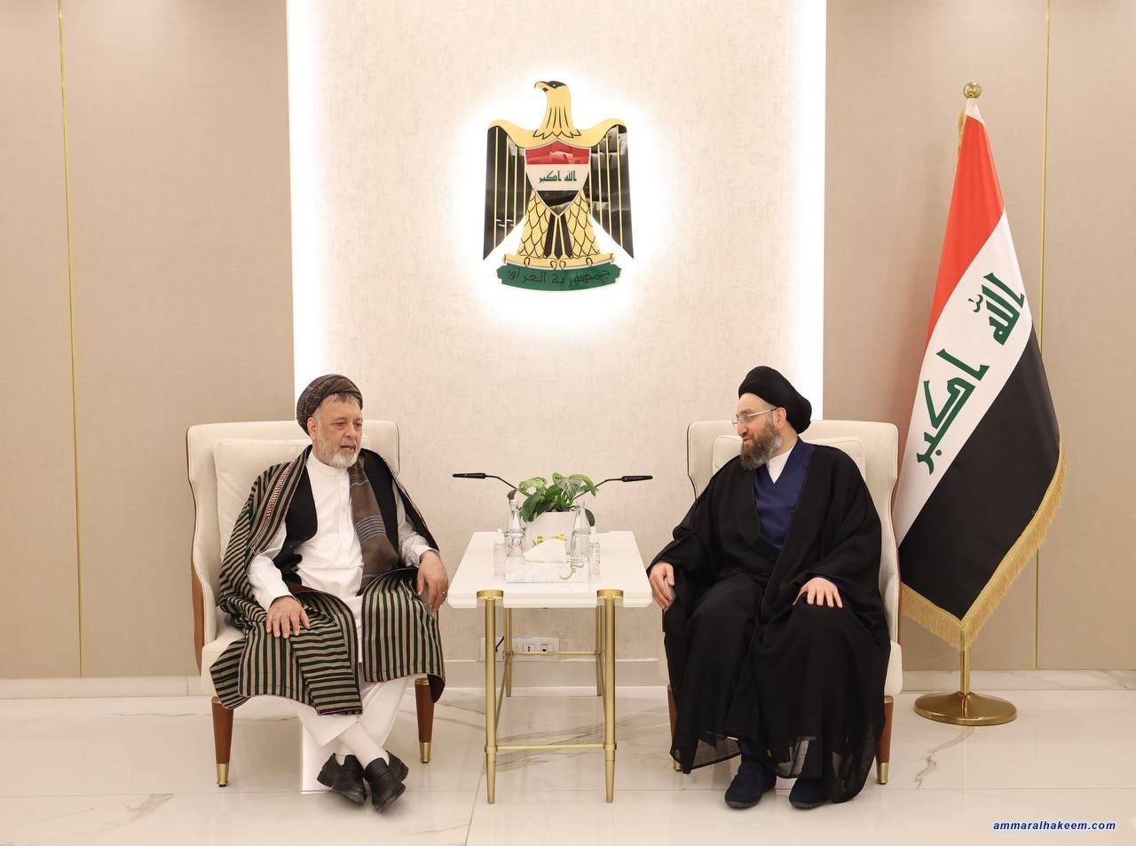 السيد الحكيم يشيد بمشاركة الافغان من اتباع اهل البيت بزيارة الاربعين