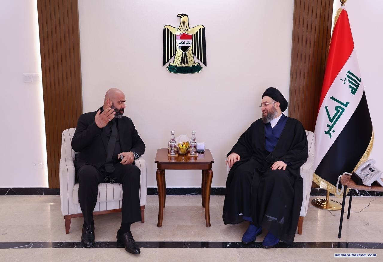 سەماحەتی حەكیم پێشوازی لە خانەوادەی شیخ ڕەشاش ئەلئەمارە دەكات و باسی رۆڵی لەتێكۆشان دەكات