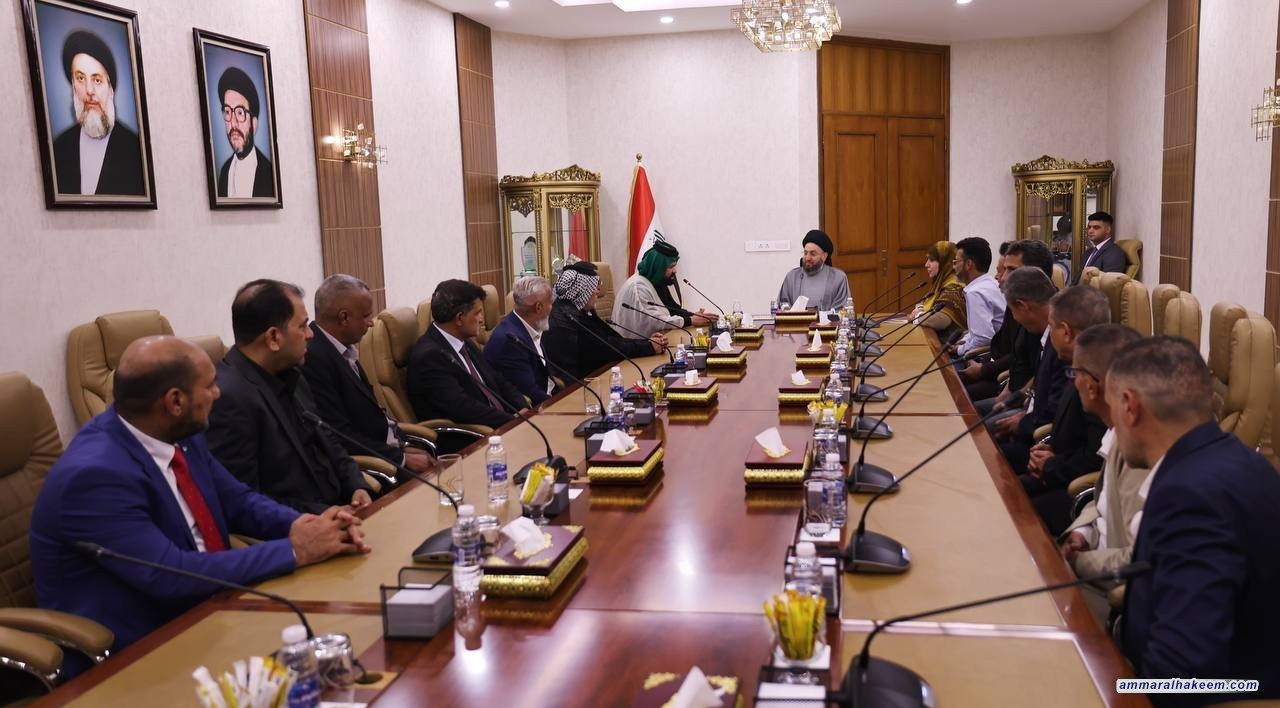 السيد الحكيم يشيد بتضحيات العراقيين من كل المكونات في مقارعة النظام الدكتاتوري