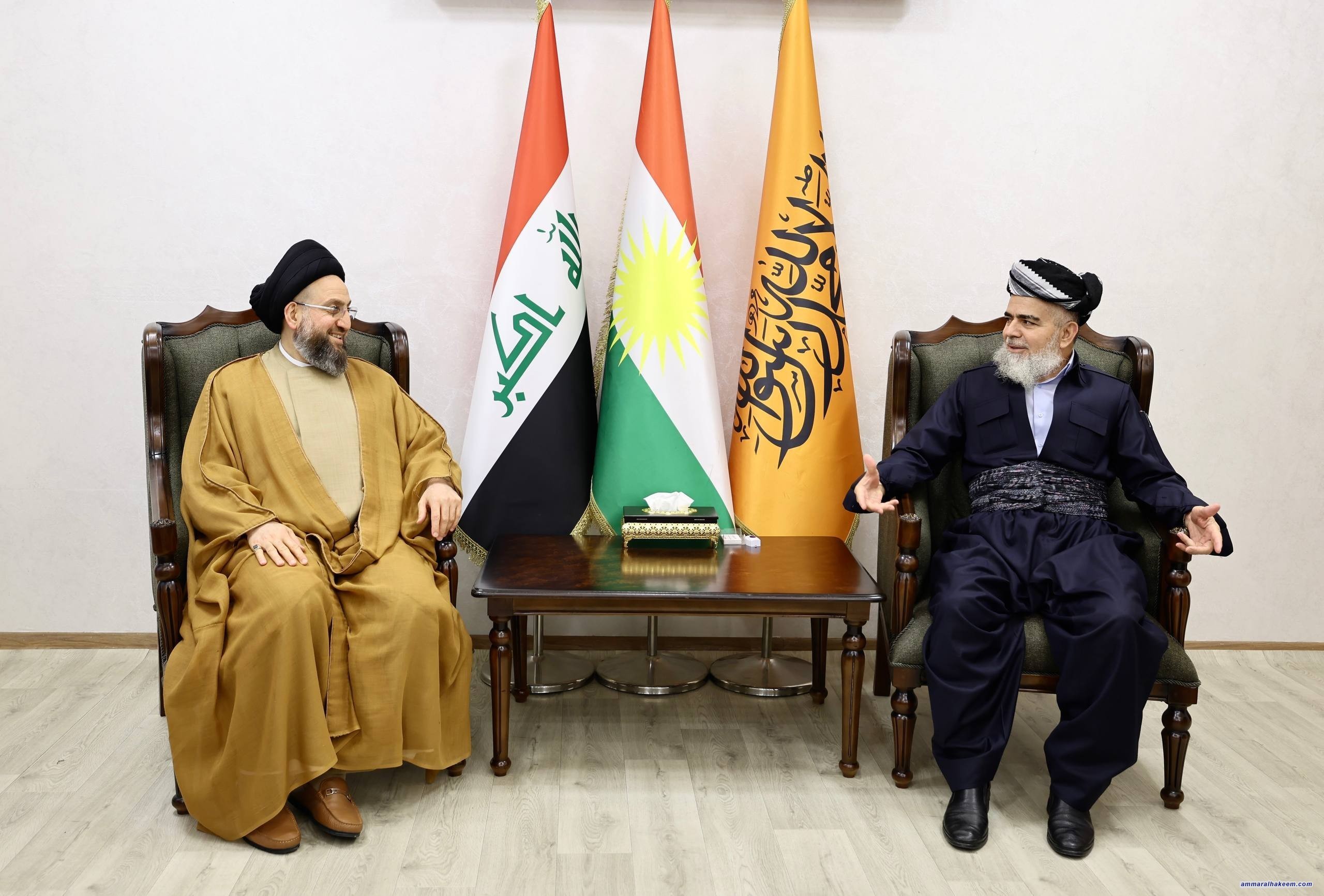 Sayyid Al-Hakeem Meets Sheikh Ali Bapir, Describes Elections as Historic Milestone, Stresses National Unity to Address Service Challenges