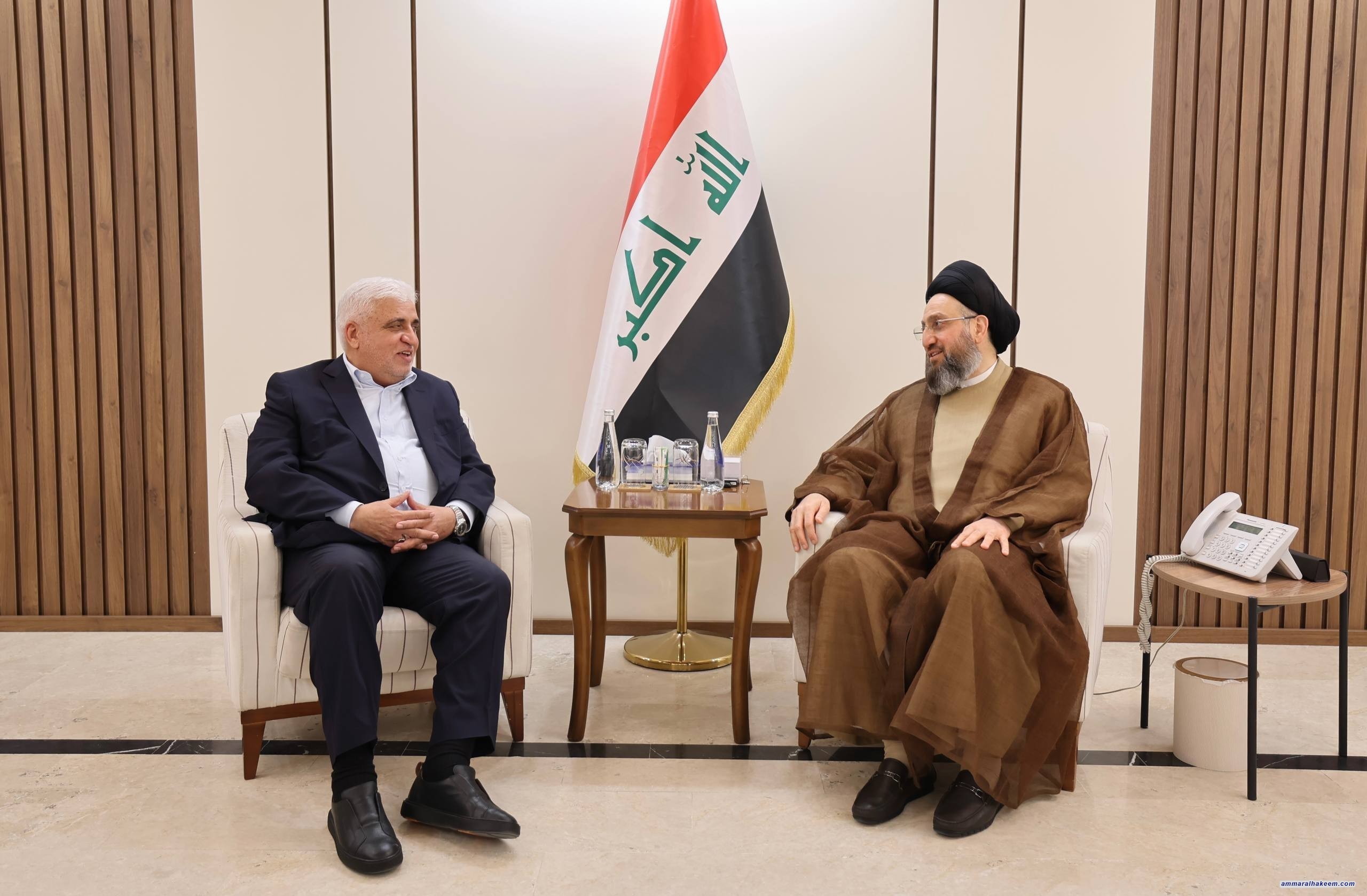 الحكيم يستقبل الفياض ويؤكد ضرورة استقلالية الحشد وإبعادِه عن التنافس السياسي