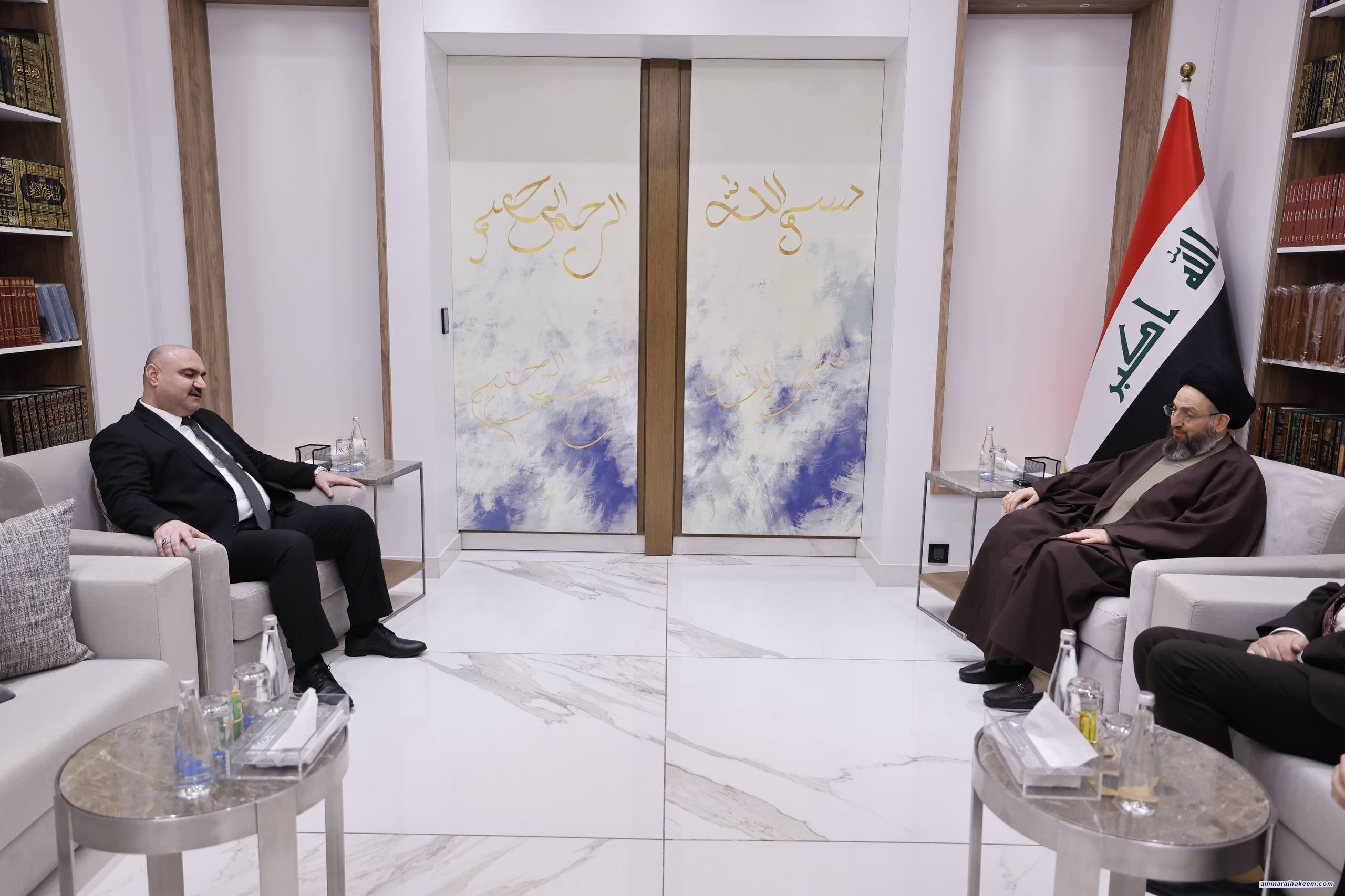 السيد الحكيم يؤكد خلال لقائه رئيس الجبهة التركمانية ضرورة حفظ تمثيل المكونات ويشدد على أهمية إدارة كركوك بوصفها عراقًا مصغرًا
