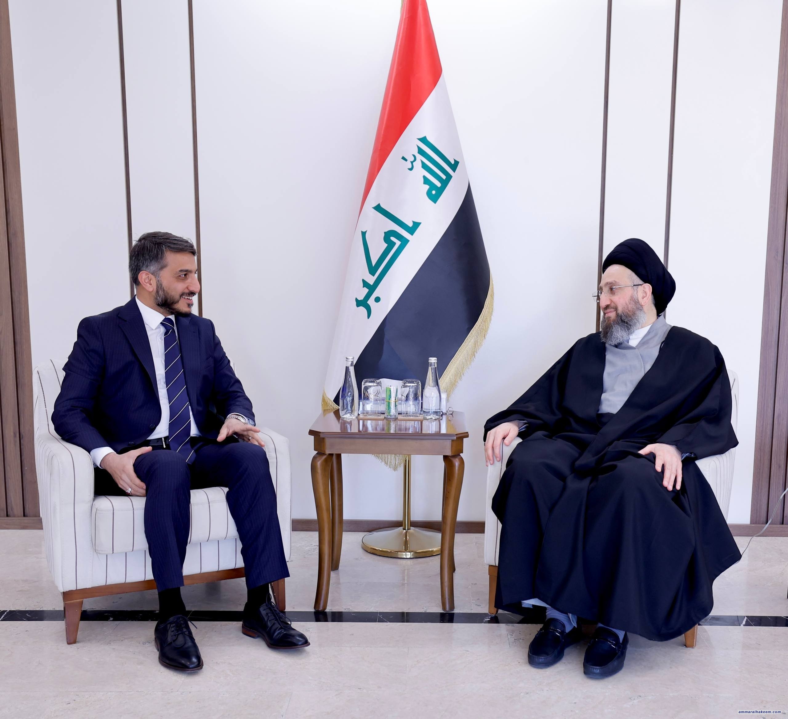 السيد الحكيم يشدد خلال لقائه محافظ النجف على الإسراع بإنجاز المشاريع وتعزيز الصلاحيات لدعم التنمية في المحافظة