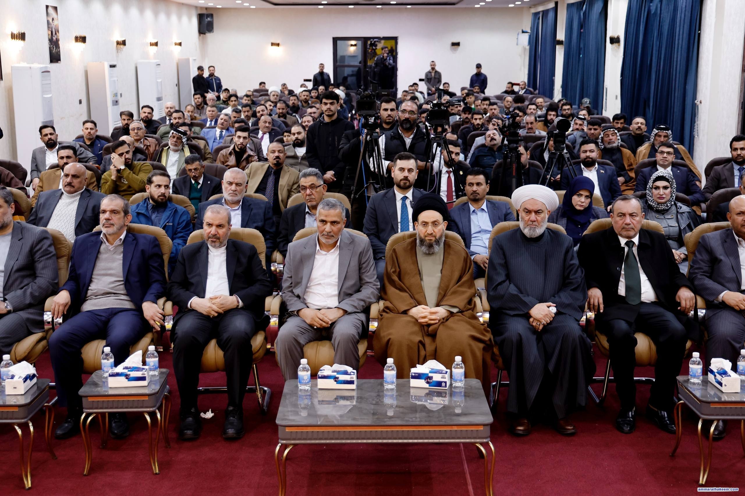 السيد الحكيم: شهيد المحراب مشروع أمة ورؤية دولة وبوصلة الاعتدال أساس العمل السياسي