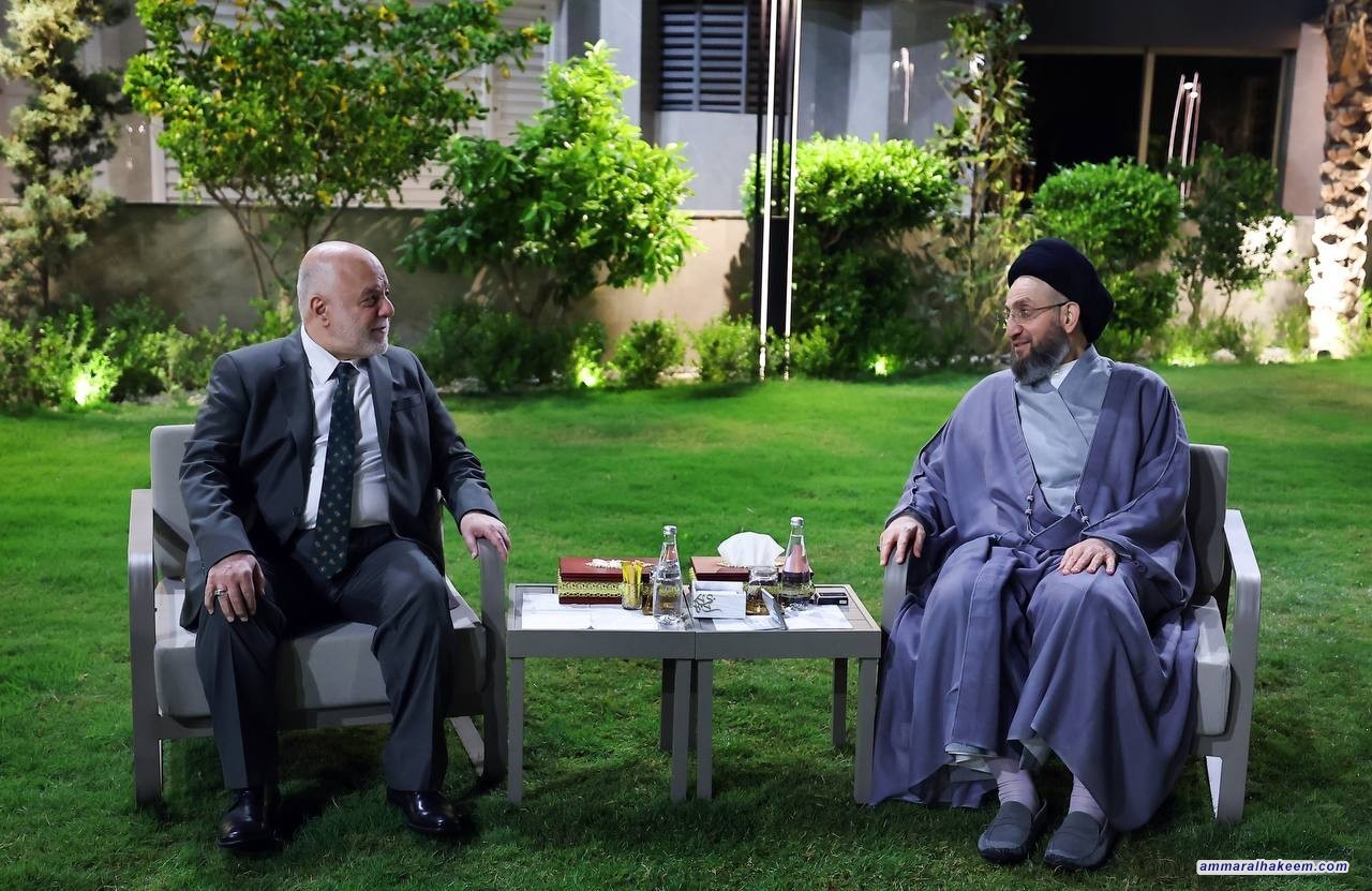 سەماحەتی حەكیم چاوی بە دكتۆر حەیدەر عەبادی دەكەویت و باسی پێشهاتە سیاسی و كۆمەلایەتییەكان دەكات