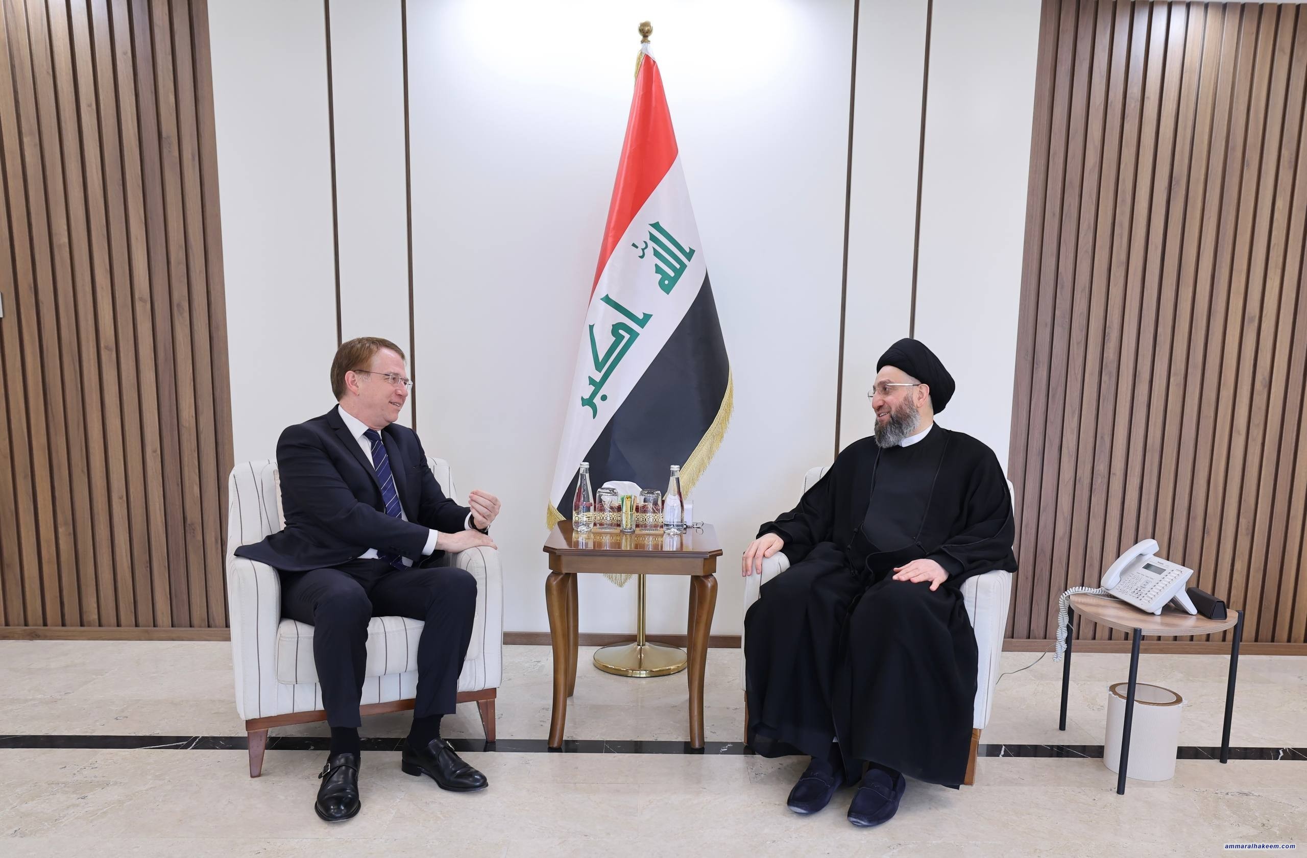 Sayyid Al-Hakeem Discusses Strengthening Bilateral Ties, Emphasizes Iraq’s Sovereignty, Stability with French Ambassador