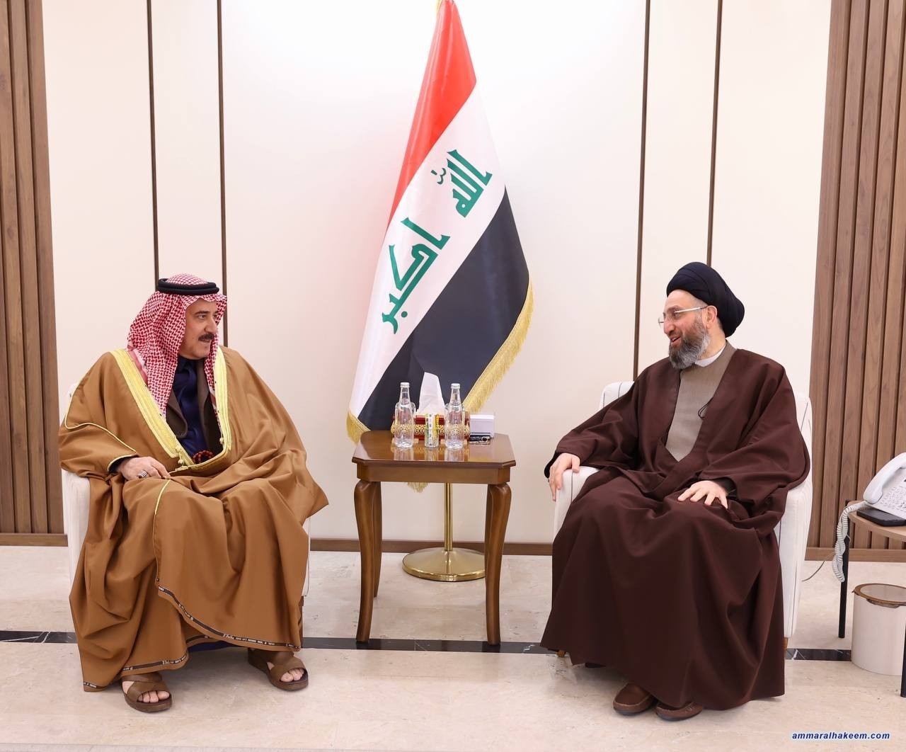 Sayyid Al-Hakeem Meets Suni Endowment President, Discusses National Updates, Religious Institutions Roles