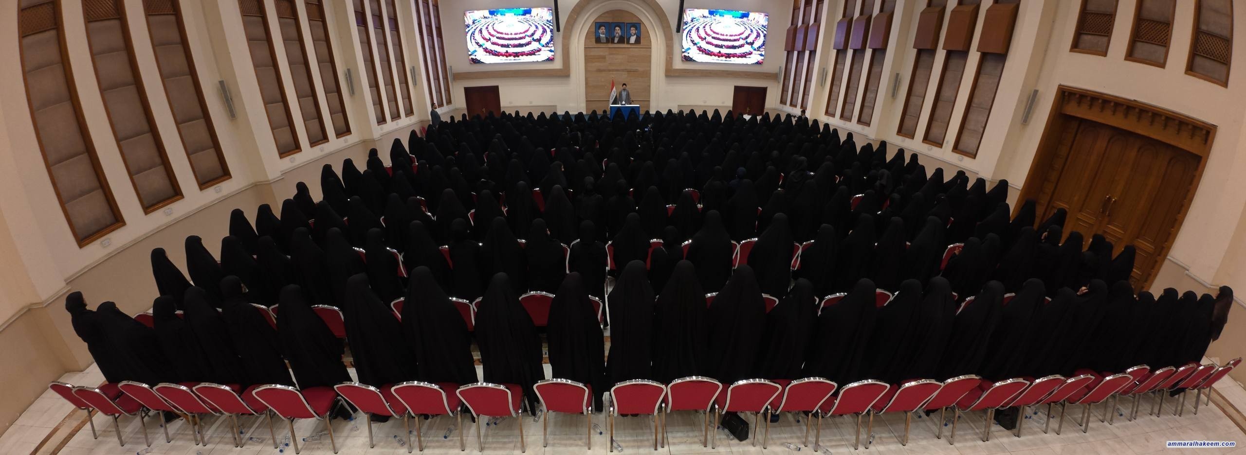 السيد الحكيم: الاعتدال والوسطية هما الحل لأزمات العراق ومواجهة تحدياته