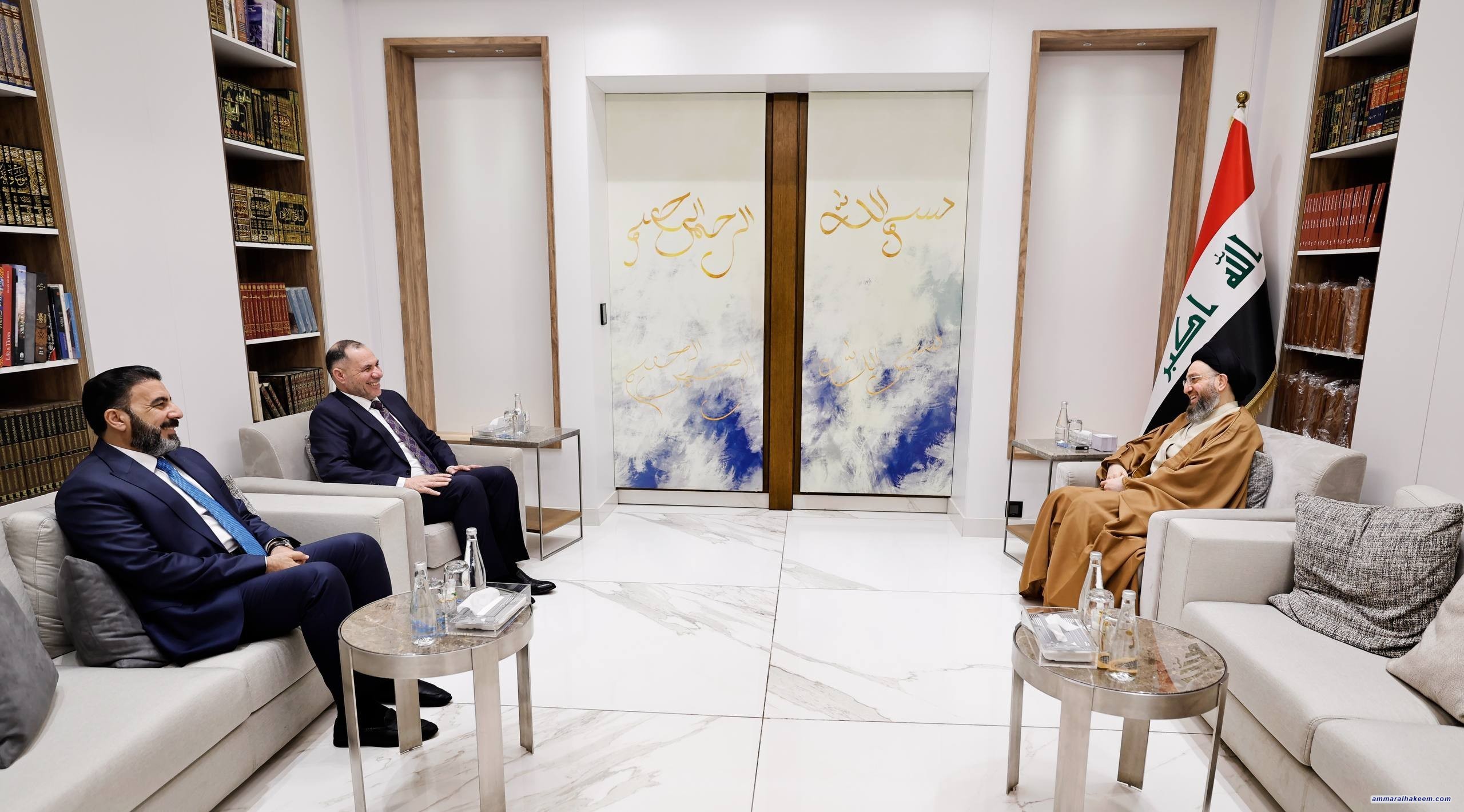 السيد الحكيم يؤكد خلال استقباله محافظ الديوانية دعم الحكومات المحلية وتمكينها لتعزيز التنمية والخدمات