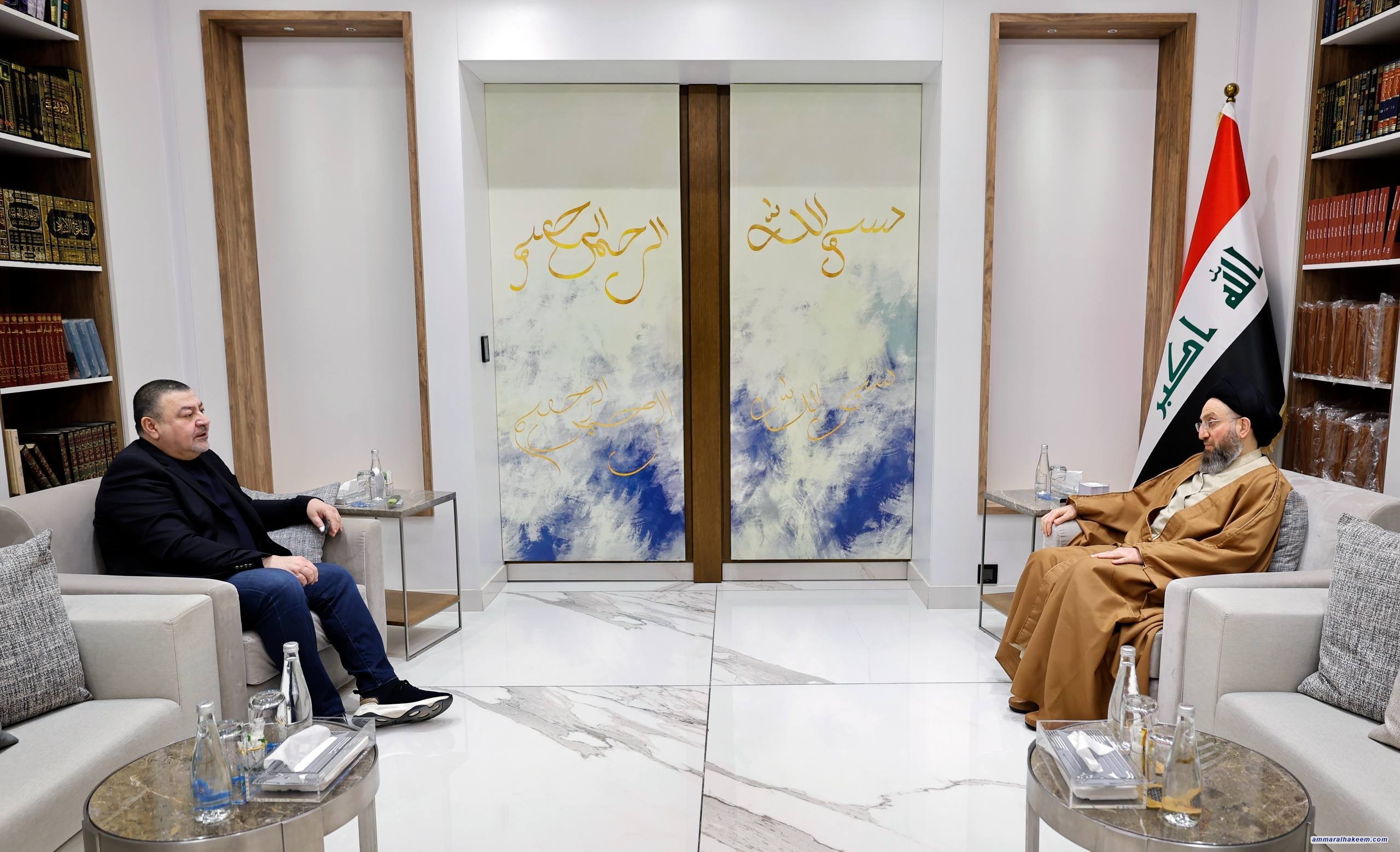 السيد الحكيم يؤكد ضرورة توسيع الحوار الوطني وتعزيز التفاهمات لحسم الاستحقاقات السياسية وتحقيق الاستقرار الاقتصادي