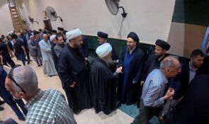 تقرير مصور ..  السيد الحكيم يشارك مجلس الفاتحة المقام على روح  السيد حسين الصدر (رحمه الله) في الكاظمية المقدسة