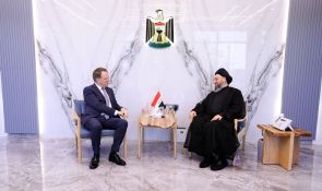السيد الحكيم يدعو إلى استعادة الاستقرار الإقليمي عبر الحوار وحفظ المصالح المشتركة