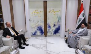 السيد الحكيم يؤكد أهمية الوحدة الوطنية ورعاية الطاقات الشبابية