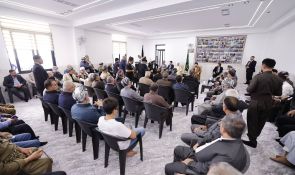 السيد الحكيم: الوحدة وتقبّل الاختلاف وحوار العراقيين سبيل حماية جميع مكونات الشعب