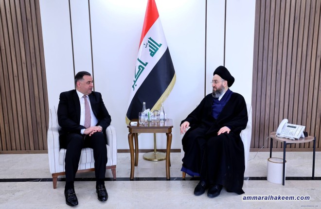 السيد الحكيم يؤكد أهمية الصلاحيات الكاملة للحكومات المحلية وتحسين الخدمات