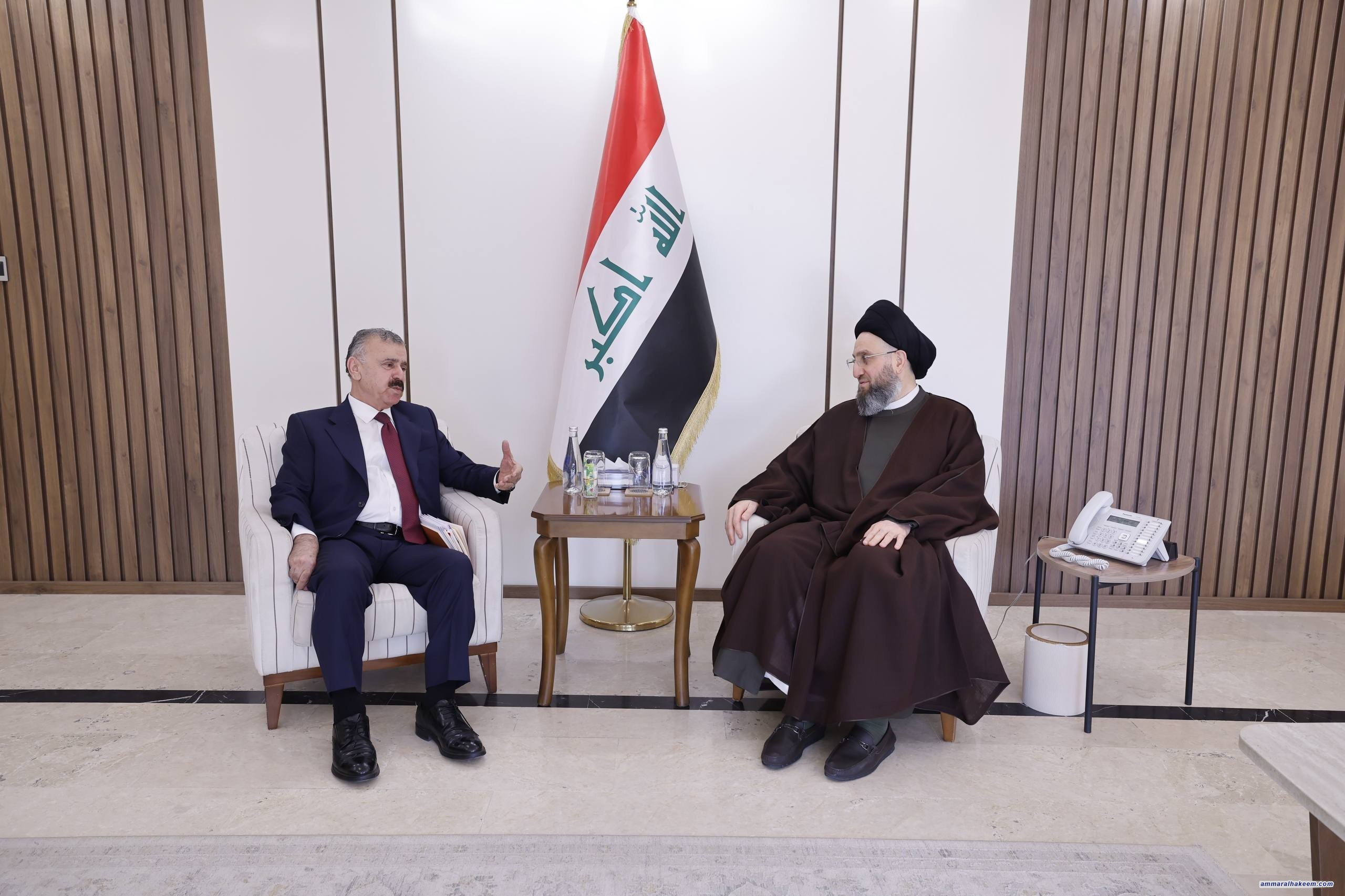 السيد الحكيم يلتقي النائب حيدر الفيلي ويبحث واقع المكوّن الفيلي وملفاته التشريعية والتنفيذية