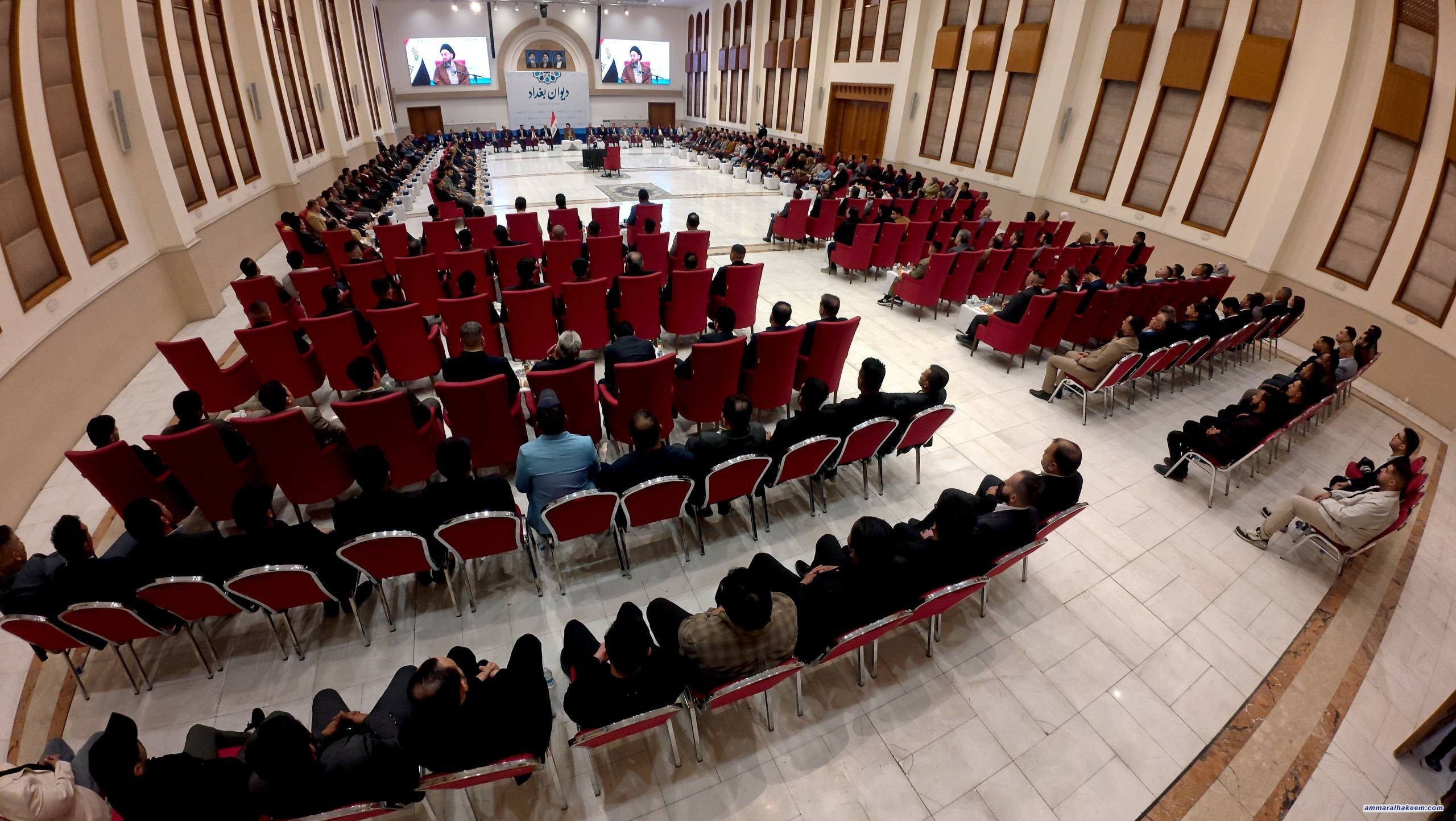 السيد الحكيم: العراق يواجه تحديات إقليمية واقتصادية تتطلب شجاعة القرار وتغليب المصلحة الوطنية