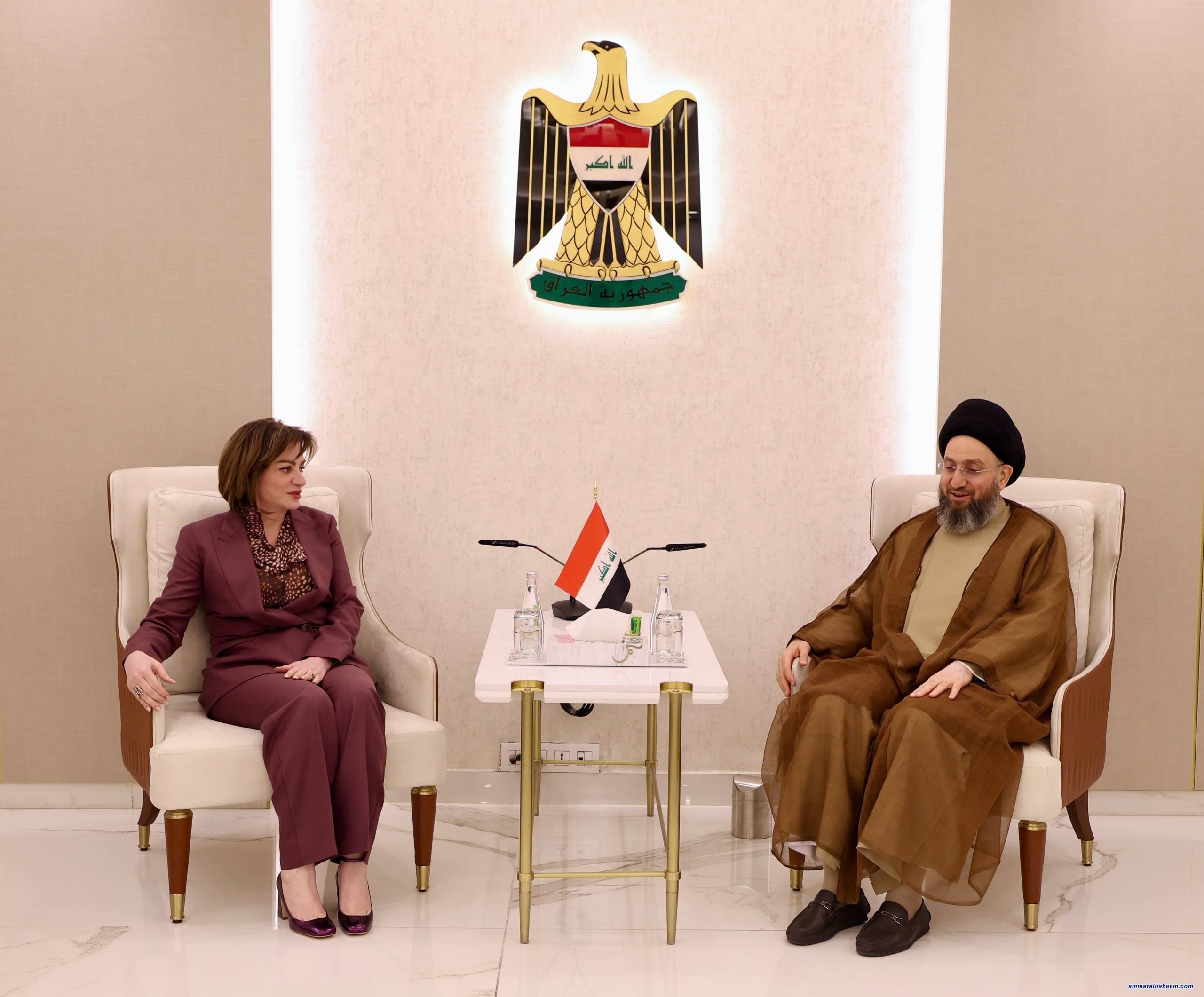 السيد الحكيم يؤكد أهمية إشراك الجامعات والمختصين في معالجة الملف البيئي